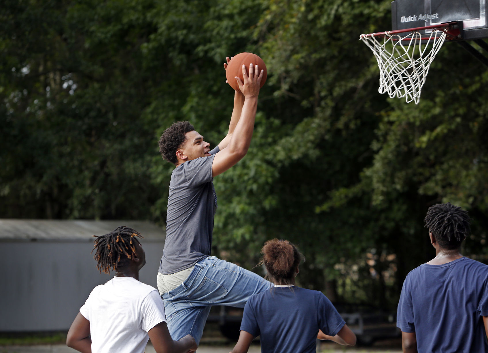 Akil CDYC basketball.jpg